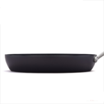 Aluminium pan met keramische antiaanbaklaag